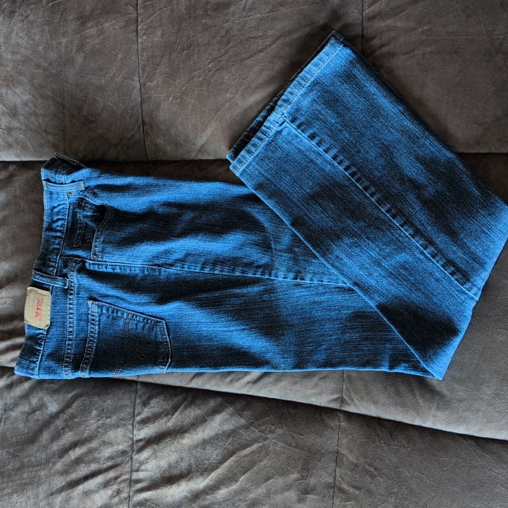 Women's Classic Levi's 515 Boot Cut Blue Jeans 8L
